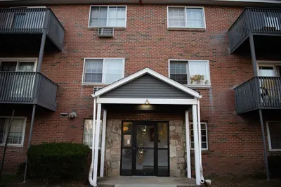 302 Boston Post Rd E #A17