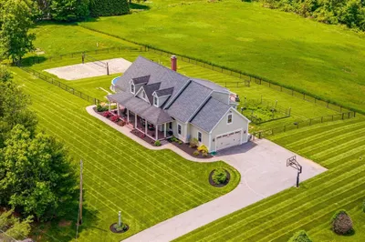 143 Clemence Hill Rd