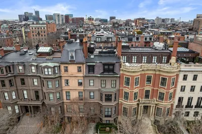 17 Commonwealth Ave #1