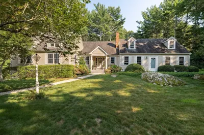 14 Copper Beech Dr 1