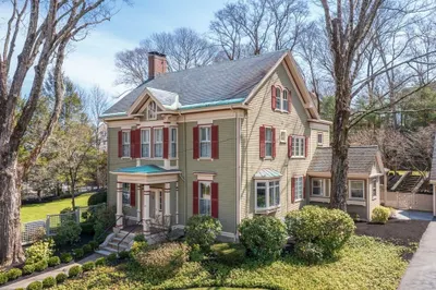 16 Bloomfield St