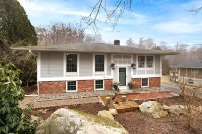 403 Western Ave 1