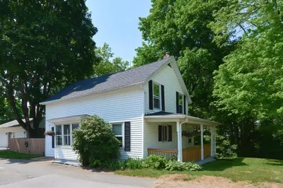 53 Mechanic St 1