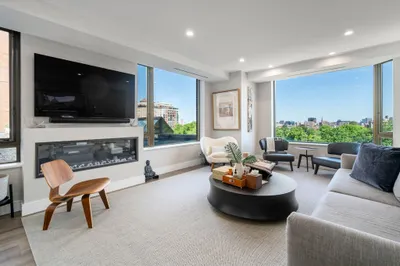 220 Boylston Street #9013