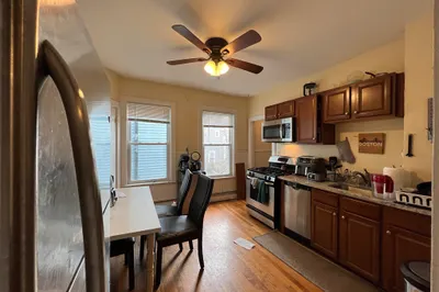 59 Cedar St #2R