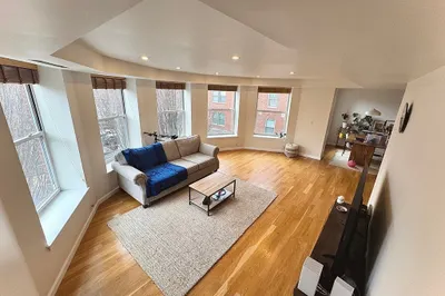 25 Marion Street #32