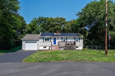 55 Westdale Rd 1