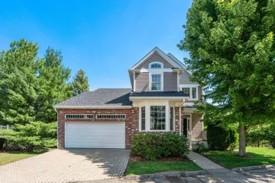 7 Riverwalk Ln #7 1