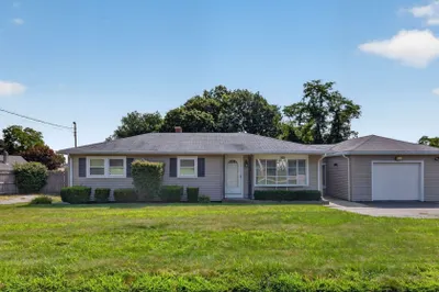 165 Swansom Rd 1