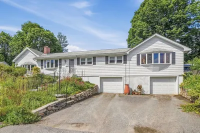11 Farmington Circle 1