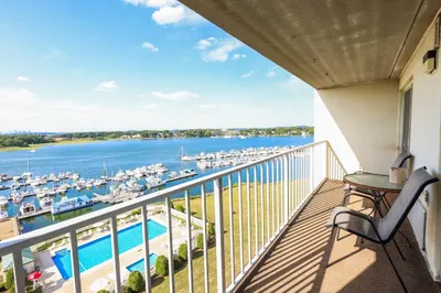 200 Cove Way #1002 1