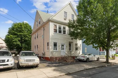 93 Irving St