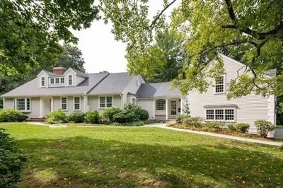30 Arnold Rd 1