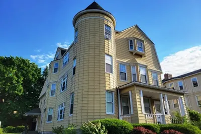 1 View St #3