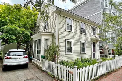 196-198 Franklin Street