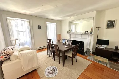 7 Charles St #2 1