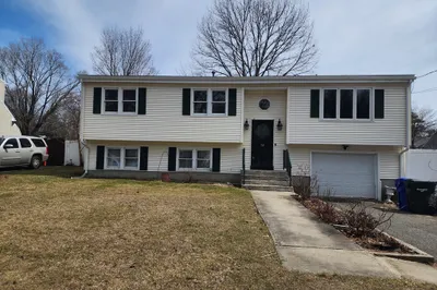61 Monticello Ave 1