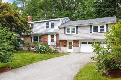 22 Bracebridge Road 1