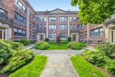 34a Park St #1B 1