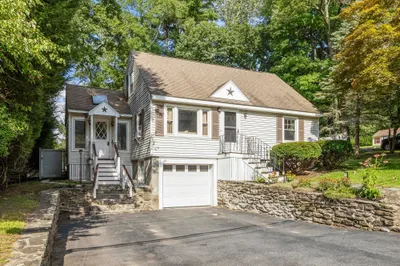 214 Brigham Hill Rd 1