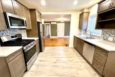 37 Gordon St #1