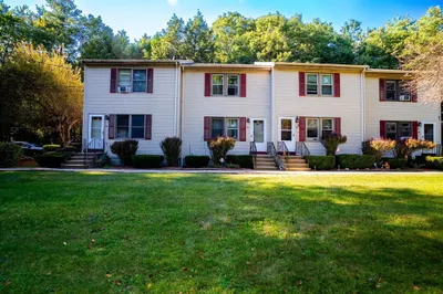 967 Patriots Rd #2B
