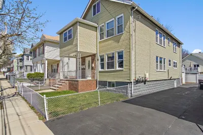 24 Englewood Ave #24A