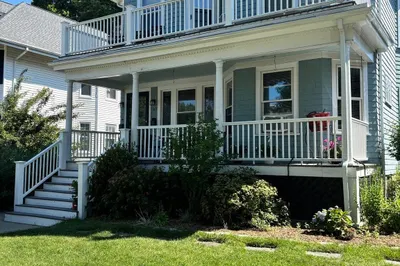 147 Manthorne Rd #2 1
