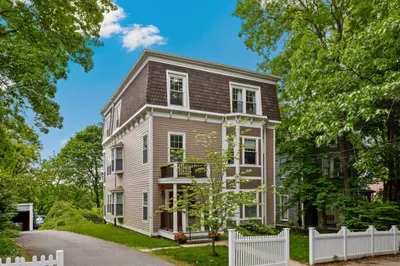248 Chestnut Ave #3