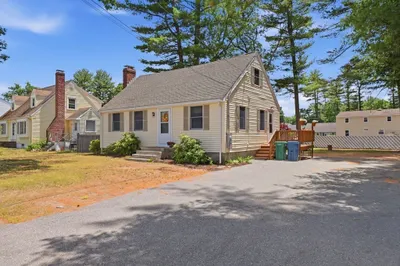 36 Bridge St