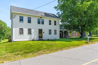 356 Hunt Rd 1