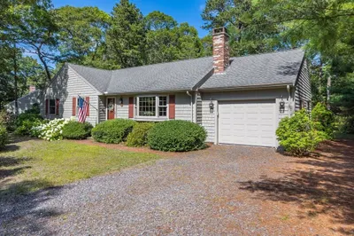 10 Eagle Drive