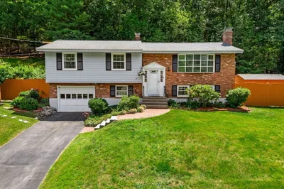 15 James Rd