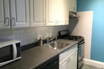 34 E Newton St #3