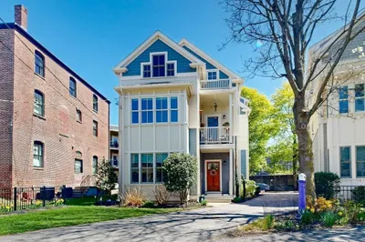 16a Meehan St #1