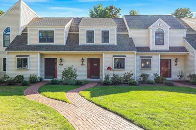 38 Shellback Way #F