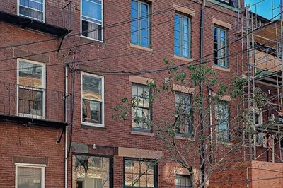 61 Webster St #3