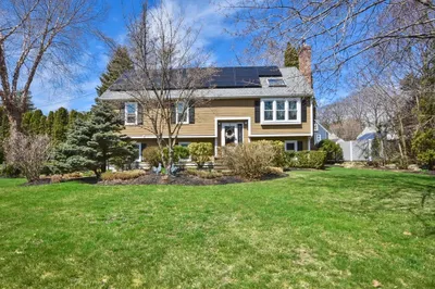 63 Weathervane Drive 1