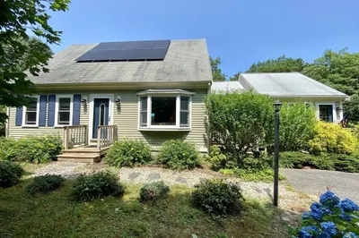 1392 Orleans Rd 1