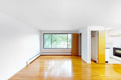 191 W. Wyoming Ave #11