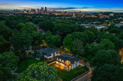 225 Gardner Rd 1