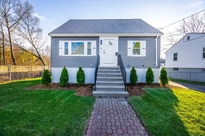 63 Wachusett St 1