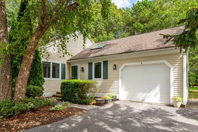 6 Friendship Ct #90