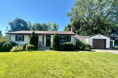 58 Knollwood Cir 1