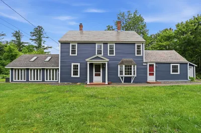 384 Pearl Hill Rd 1