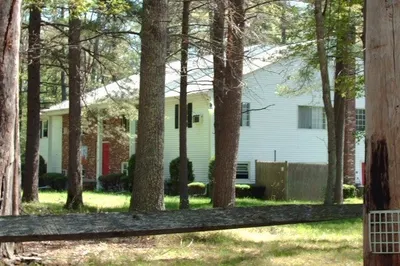 129 Leonard St #24
