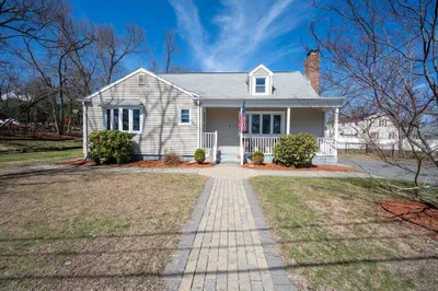 8 Milan Ave 1