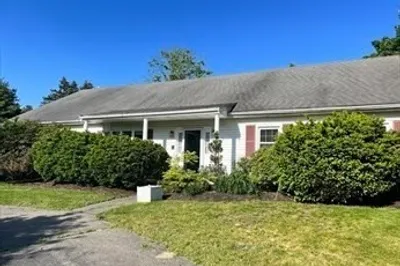 3 Hearthstone Cir 1
