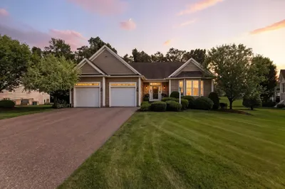 13 Feather Reed Ln #13 1