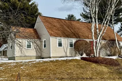 4 Bayberry Dr #4